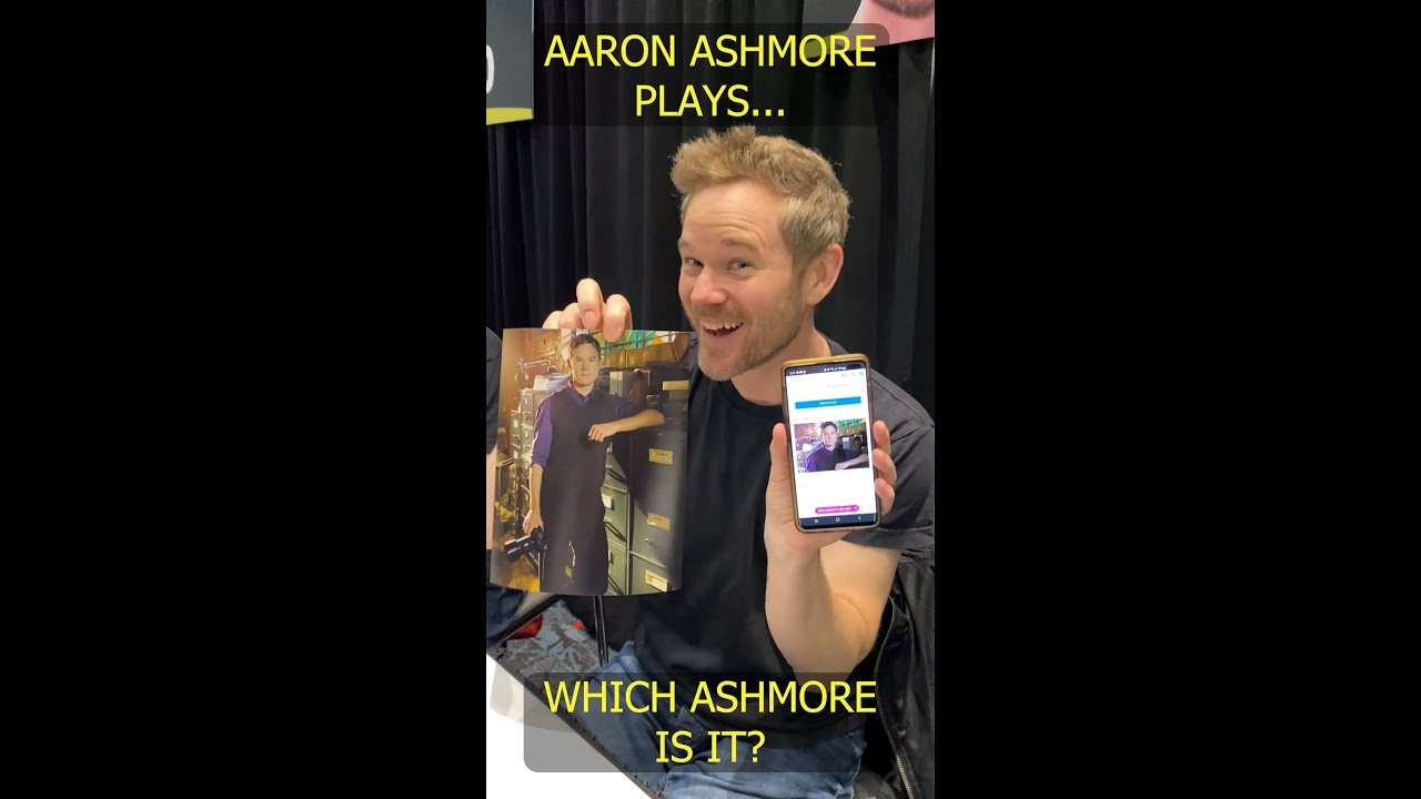Can Aaron Ashmore tell him and his identical twin apart? Let's play Which Ashmore is it?