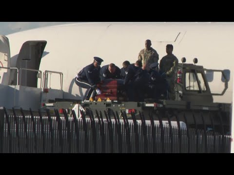 VIDEO: Officials remove Charlie Kirk's casket from Air Force Two