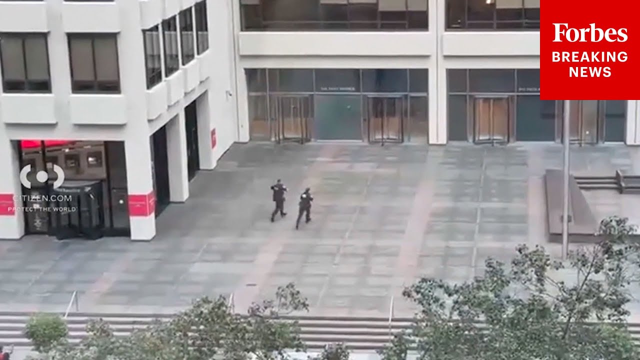 Footage Shows NYPD Officers Enter Midtown Manhattan’s Blackstone Building In Response To Shooting