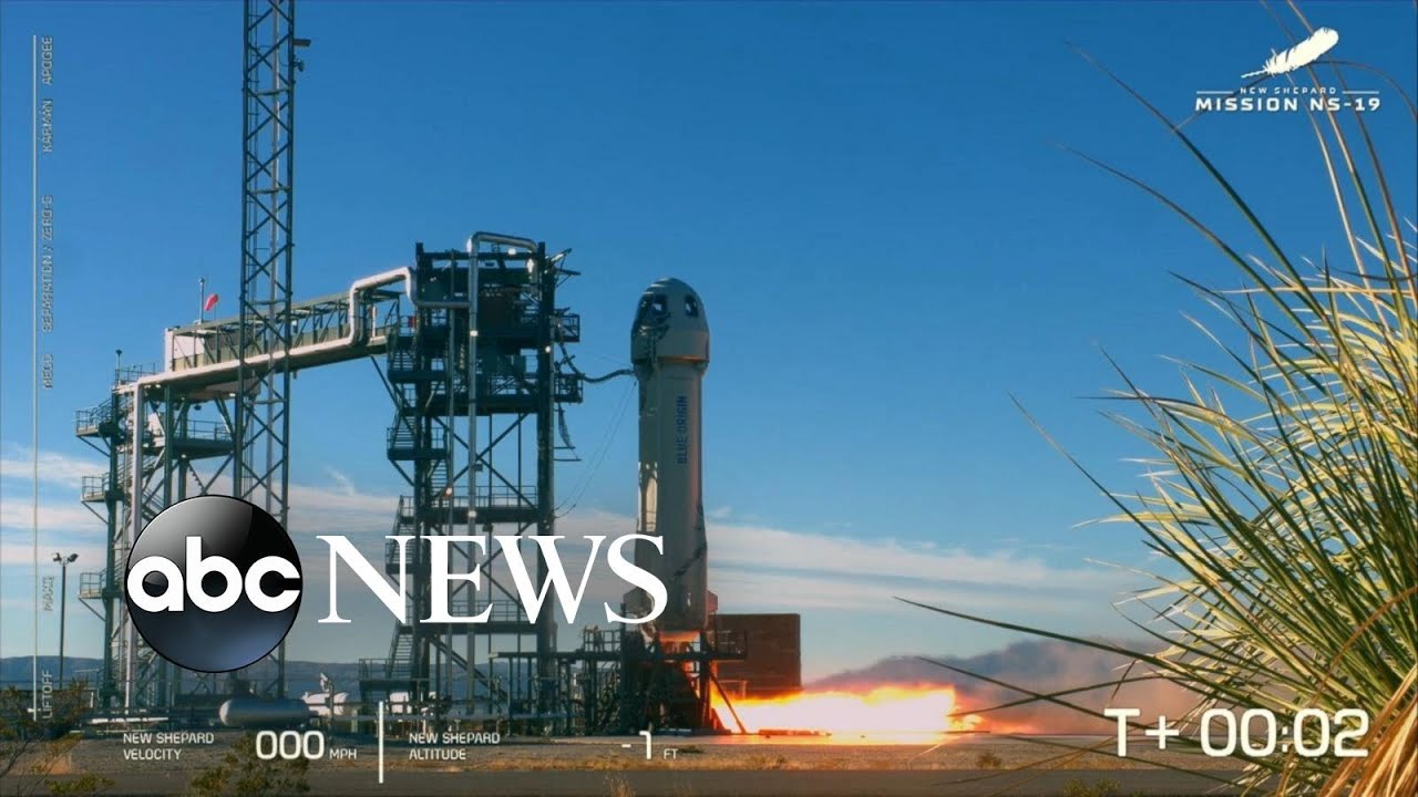 Michael Strahan's space liftoff | ABC News
