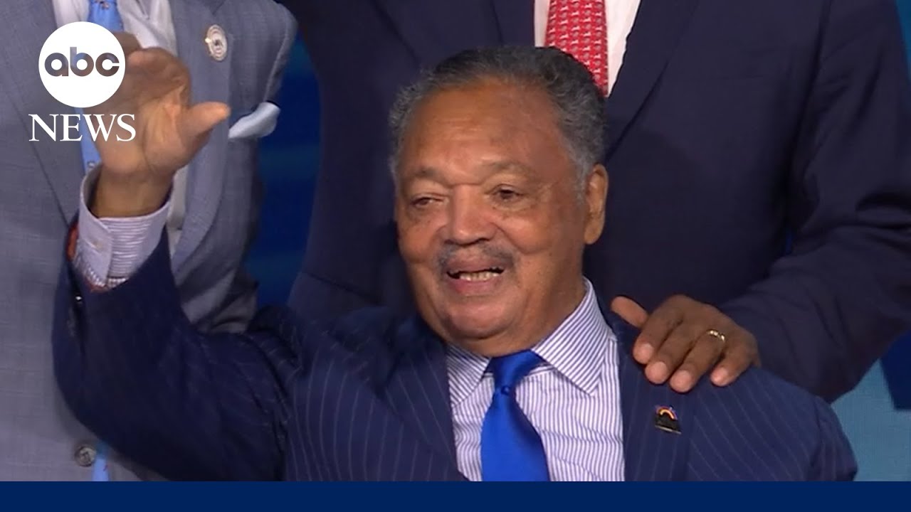 Emotional moment as Rev. Jesse Jackson takes the stage at DNC